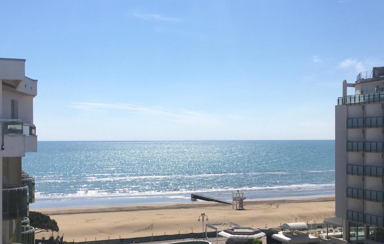 Hotel Colorado Lido di Jesolo Luaran gambar