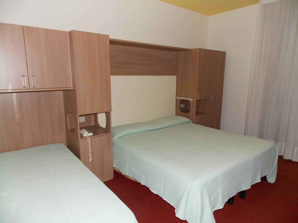Hotel Colorado Lido di Jesolo Luaran gambar