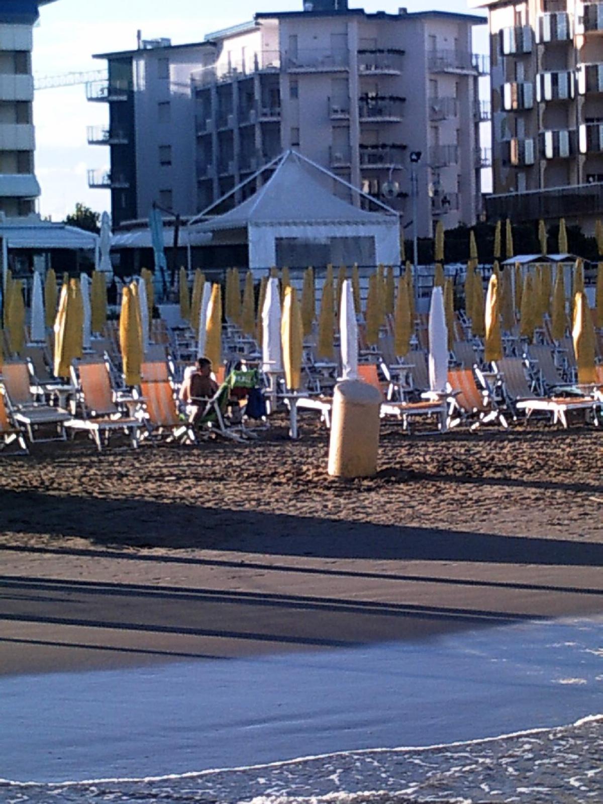 Hotel Colorado Lido di Jesolo Luaran gambar